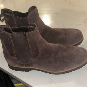 Men's Brown Suede Chelsea Boots uggs